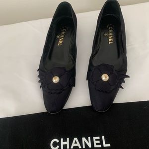 Authentic Chanel flat shoes